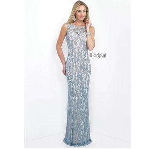 Gorgeous lace evening gown